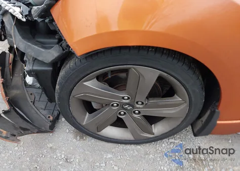 2014 Hyundai Veloster Turbo W/Black z USA, uszkodzony, nr VIN KMHTC6AE4EU200540